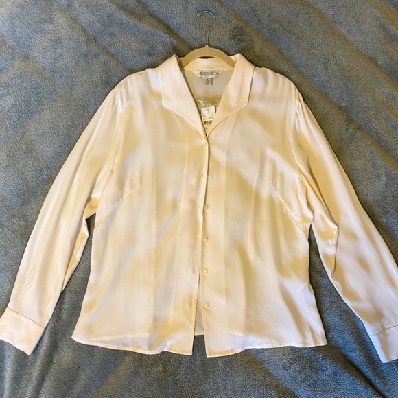 Annex Corner Tops - Creme Silk Blouse NWT 16